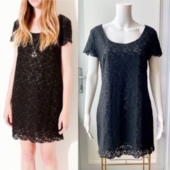 Aritzia Lace Mini Dress - Picture 3 of 11